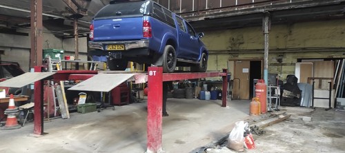 Post car lift - lift, vehicle