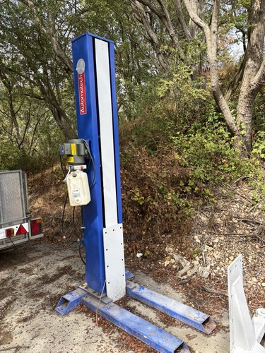 Mobile single post vehicle - post,
