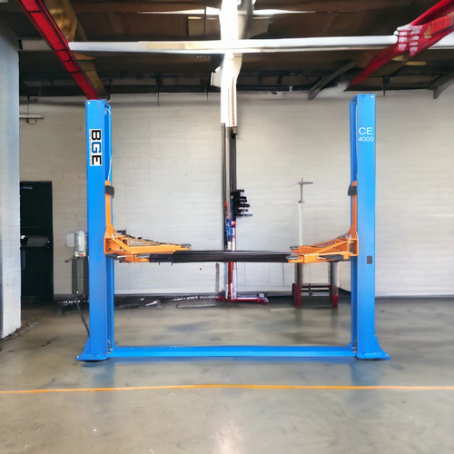 Post car lift - 2,